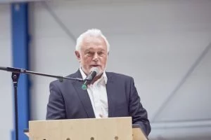 Gastredner Wolfgang Kubicki sorgt für gute Stimmung.