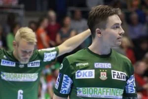 Magdeburger Mannschaft mit internationaler Strahlkraft: Michael Damgaard (vorne rechts) hat mit der dänischen Nationalmannschaft 2016 olympisches Gold geholt. Seit 2015 ist der Däne außerdem beim SC Magdeburg auf Erfolgskurs.